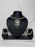 Adjustable Hansli necklace