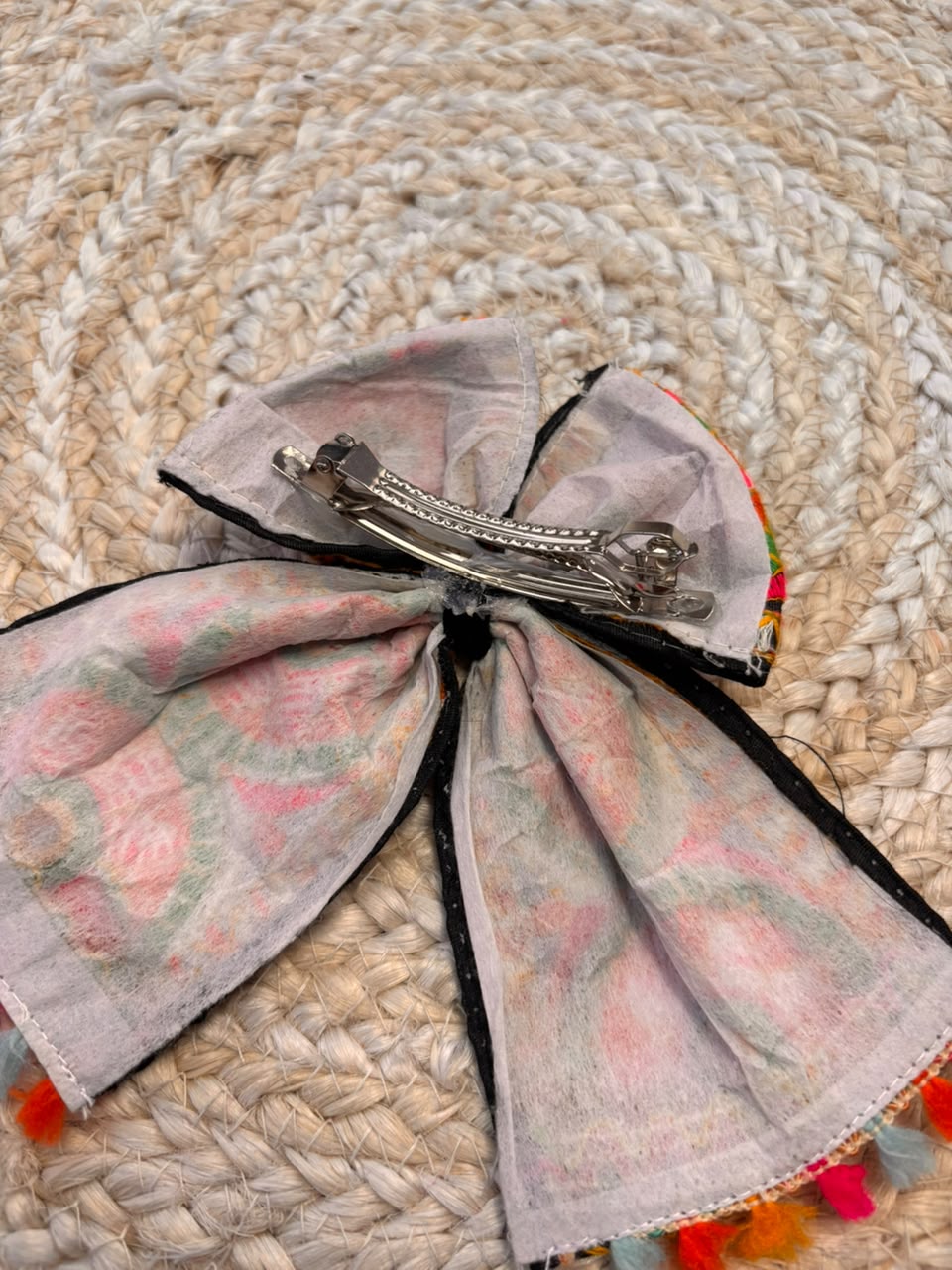 Temli Bow Pin