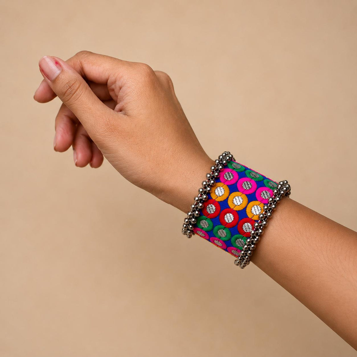 Chhabili Handcuffs ✨