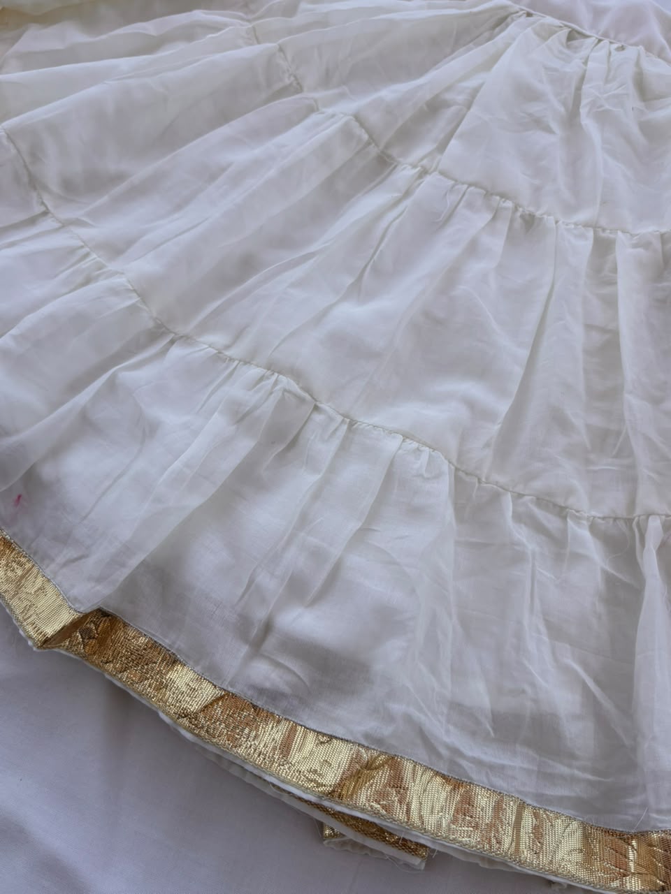 Safed Ishq – White Mul Cotton Layered Skirt
